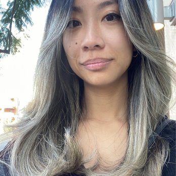 Atelier Aucoin Salon - My before picture!!! One week BEFORE I got my hair done with van! - Makeup Artists Near Me - La Jolla, California