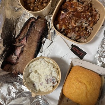 Wonder - Brisket pulled pork beans potato salad cornbread - Barbeque Near Me - New York, New York Wonder - Brisket pulled pork beans potato salad cornbread - Barbeque Near Me - New York, New York