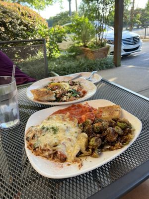 Adams Bistro by null