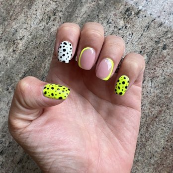 Linda's TLC Nail & Spa - Nail Salons Near Me - Calimesa, California