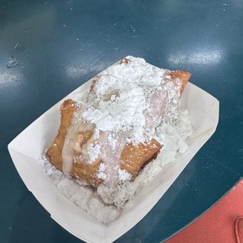Loretta Authentic Pralines - Praline beignet - Candy Stores Near Me - New Orleans, Louisiana Loretta Authentic Pralines - Praline beignet - Candy Stores Near Me - New Orleans, Louisiana
