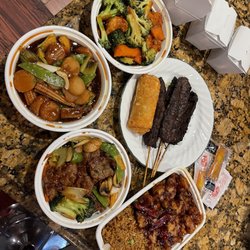 Fatima's Halal Kitchen - General tso's chicken Beef w/ Chinese veggies Scallops w/ Chinese veggies Shrimp w/ broccoli Beef teriyaki Spring roll