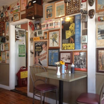 Ralph's Cafe - Breakfast & Brunch Near Me - Brooks, Maine