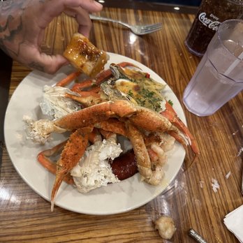Captain George's Seafood Restaurant - Polluck Fish and Crab - Seafood Near Me - Kill Devil Hills, North Carolina