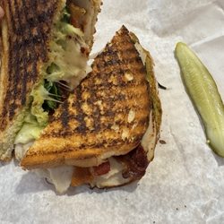 Harvest Moon Deli - Turkey bacon with spinach