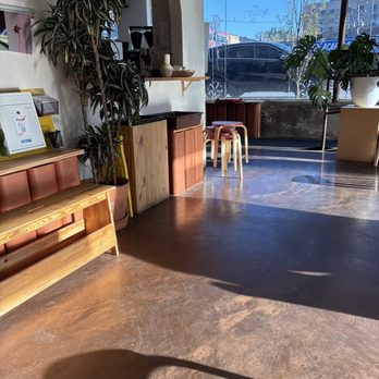Bueno Days - Inside - Cafes Near Me - Chicago, Illinois