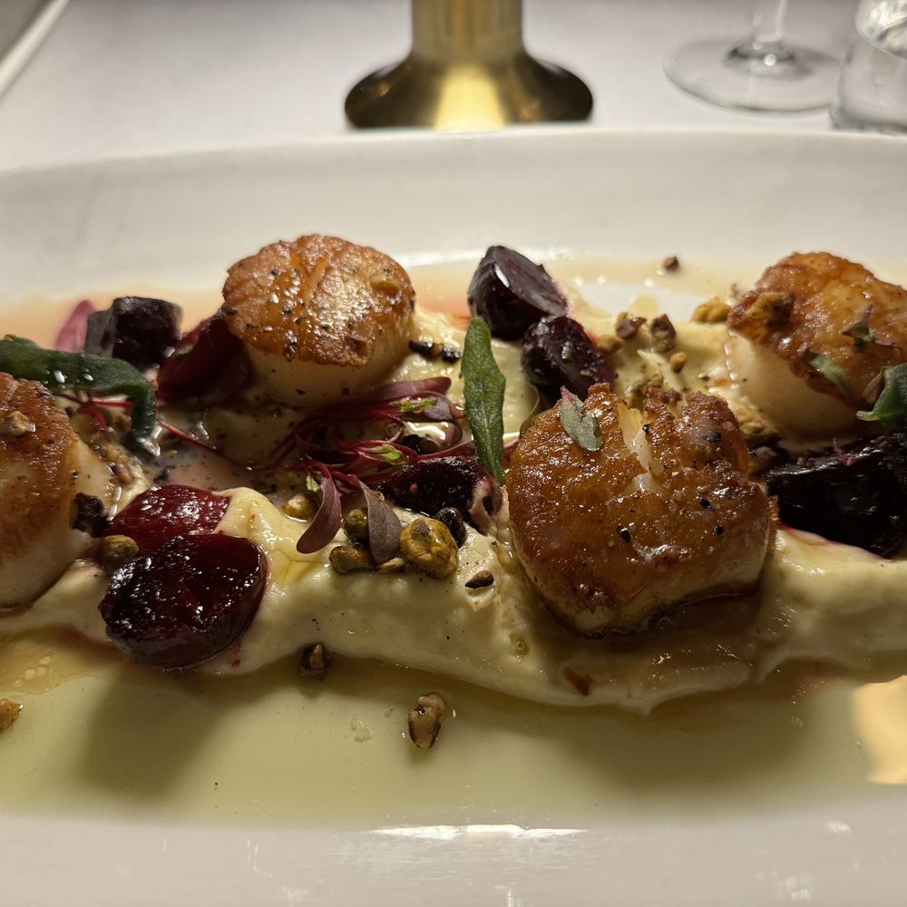 Fauna - Scallops - New American Near Me - Westhampton Beach, New York