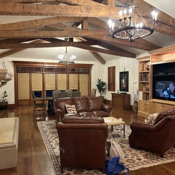 Calipaso Winery and Villa - The living room. - Bed & Breakfast Near Me - Paso Robles, California