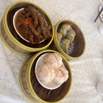 Hong Kong Palace - Shrimp rice dumpling, chicken feet, shrimp w veg - Dim Sum Near Me - Millbrae, California Hong Kong Palace - Shrimp rice dumpling, chicken feet, shrimp w veg - Dim Sum Near Me - Millbrae, California