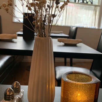 Cafe Villa - Dining Room - Italian Near Me - San Rafael, California Cafe Villa - Dining Room - Italian Near Me - San Rafael, California