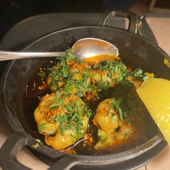 Happy Monkey - Garlic shrimp, this is really good - Latin American Near Me - Greenwich, Connecticut