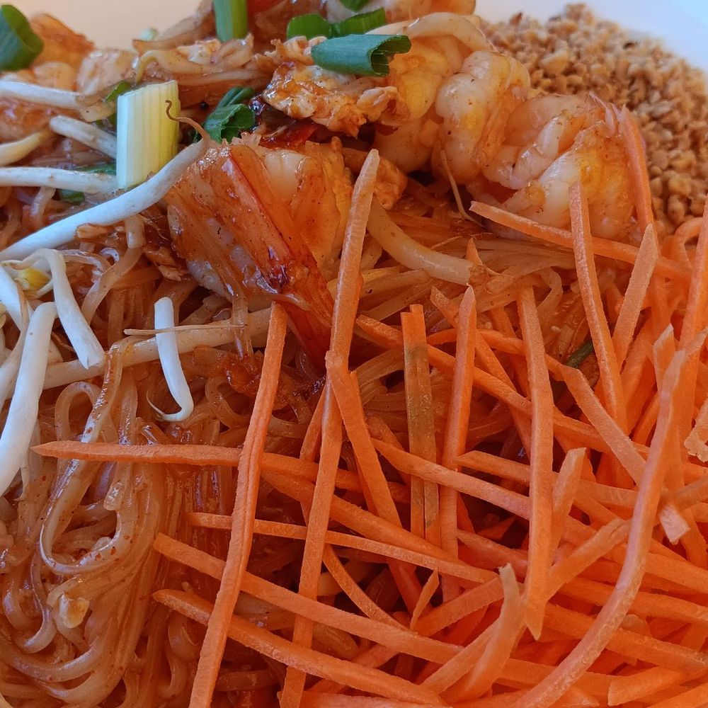 Lim's Fine Thai & Sushi Restaurant - Close up of carrots from it's side - Japanese Near Me - Providence, Rhode Island