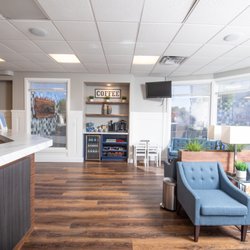 ProView Eye Care - Lobby