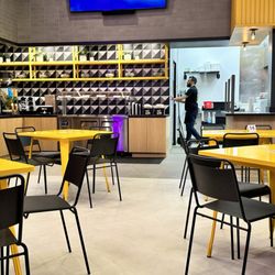 Taco Madre - Cute place to meet friends for lunch or dinner
