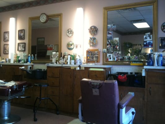 TITO’S DOWNTOWN BARBER SHOP - Updated August 2024 - 24 Reviews - 900