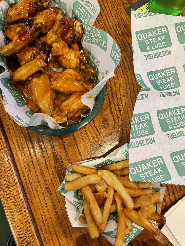 Quaker Steak & Lube