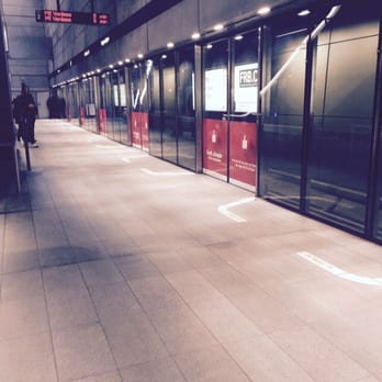 Kongens Nytorv - White lines tell you where you queue up to get in.  So organized. - Local Flavor Near Me - Copenhagen, 84