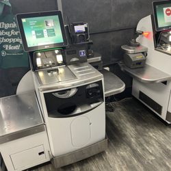Green Way Markets - Maplewood - They got self checkout