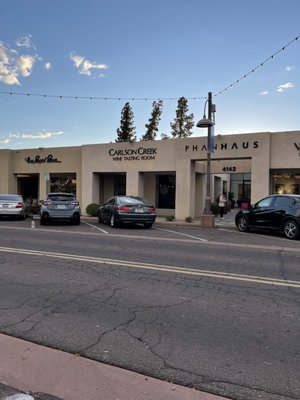 Carlson Creek Vineyard, Scottsdale Tasting Room by null