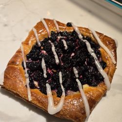 Sugar Hill Cafe - Blueberry danish