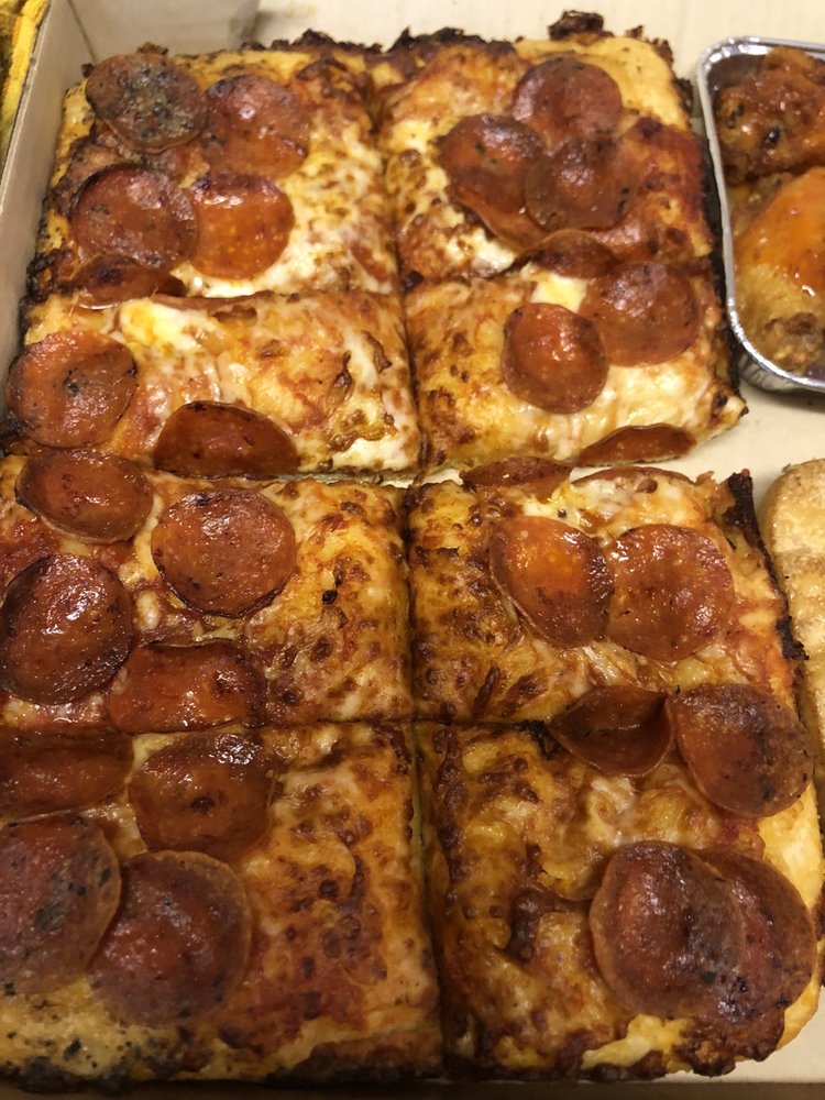 PIZZA HUT Updated September 2024 10 Reviews 4101 Ih 69 Access Rd