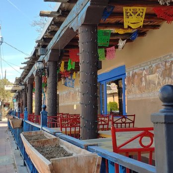 Old Town Albuquerque - fresh air restaurant patio - Shopping Centers Near Me Old Town Albuquerque - fresh air restaurant patio - Shopping Centers Near Me
