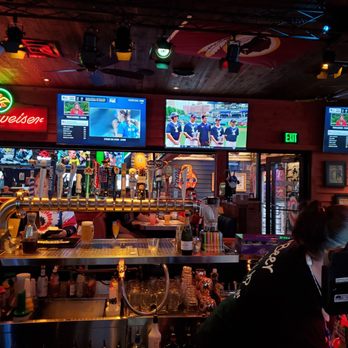 Bubba's 33 - @the bar - Pizza Near Me - Glen Burnie, Maryland