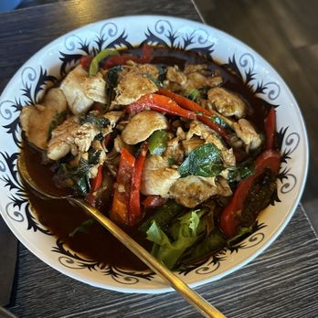 Lamaii - Drunken noodles - Thai Near Me - Las Vegas, Nevada Lamaii - Drunken noodles - Thai Near Me - Las Vegas, Nevada