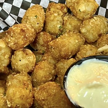 Smoke - Garlic Tots with Lemon Aioli - Beer Bar Near Me - Lonsdale, Minnesota Smoke - Garlic Tots with Lemon Aioli - Beer Bar Near Me - Lonsdale, Minnesota