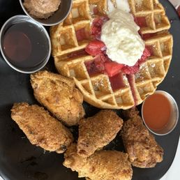 Mixed Berry Wingz N' Wafflez with Mama Lulu's butter Mixed Berry Wingz N' Wafflez with Mama Lulu's butter