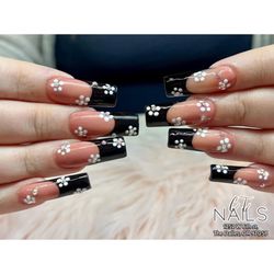 C T Nails - Enjoy your nails