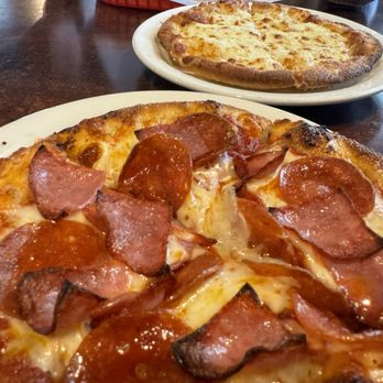 Ojai Pizza Company - Pizza Near Me - Oak View, California Ojai Pizza Company - Pizza Near Me - Oak View, California