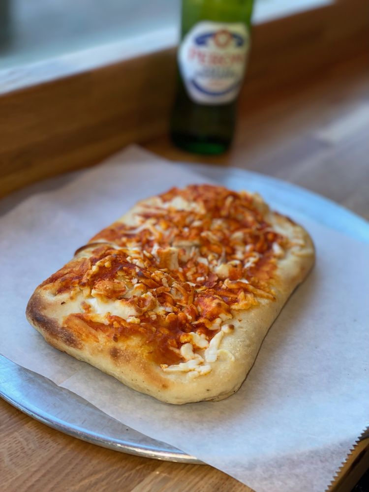 THE NOON INN Updated October 2024 14 Photos 382 East Meadow Ave