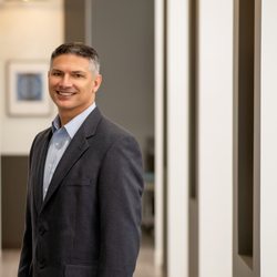 Leesburg Family Smiles - Dr. Walter Collazo