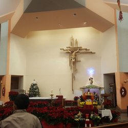 Mary Star of the Sea Catholic Church - Christmas decorations