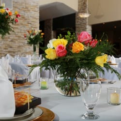 Falcon Lakes Golf Club - Falcon Lakes Golf Club banquet room