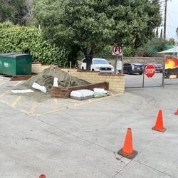 Los Angeles County Fire Department Station 61 - You're allowed 10 bags and you fill it up yourself