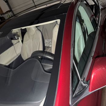 Safelite AutoGlass - Replaced windshield compare with original side glass - Auto Glass Services Near Me - Honolulu, Hawaii