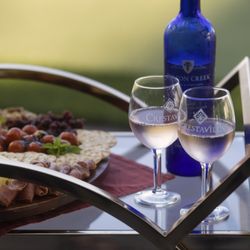 Crestavilla - Gourmet Dining