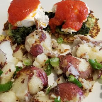 Simple Cafe - Califlour Benedict - Breakfast & Brunch Near Me - Lake Geneva, Wisconsin