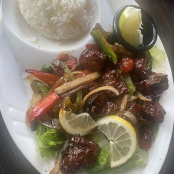 La Moon - Shaken Beef Filet Mignon - Vietnamese Near Me - Atlanta, Georgia