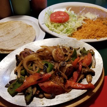 Taqueria El Manhattan - Shrimp Fajitas (Lunch Menu) - Mexican Near Me - Rock Hill, South Carolina Taqueria El Manhattan - Shrimp Fajitas (Lunch Menu) - Mexican Near Me - Rock Hill, South Carolina