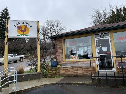 Egg River Café by null