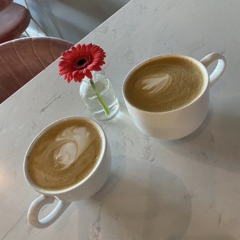 Sweet Notes Cafe - White chocolate mocha - Coffee & Tea Near Me - Kent, Washington