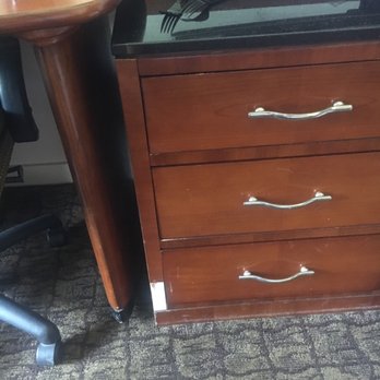 Killington Mountain Lodge, Tapestry Collection by Hilton - Very worn room. Definitely in need for up dates! - Hotels Near Me - Killington, Vermont