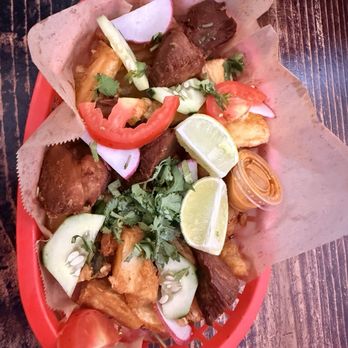 Sivar Treats - Yuca con chicharon - Salvadoran Near Me - Whittier, California Sivar Treats - Yuca con chicharon - Salvadoran Near Me - Whittier, California