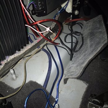 Custom Car Audio - Bird nest of wires - Car Stereo Installation Near Me - Inglewood, California