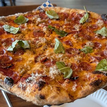 Wallflour Pizza - Pepperoni pizza w added sausage - Pizza Near Me - Los Angeles, California Wallflour Pizza - Pepperoni pizza w added sausage - Pizza Near Me - Los Angeles, California