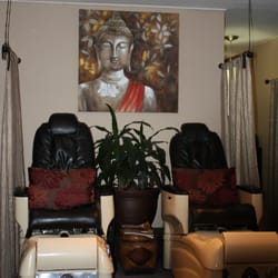 Amora Hair Studio - Spa Pedicure Chairs