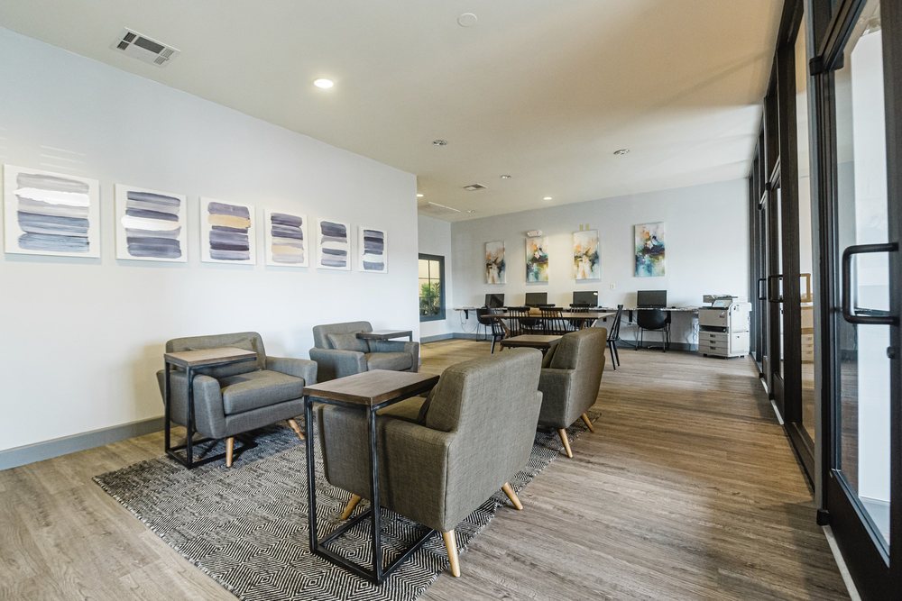 THE GROVE AT LUBBOCK Updated September 2024 13 Photos 315 N Utica